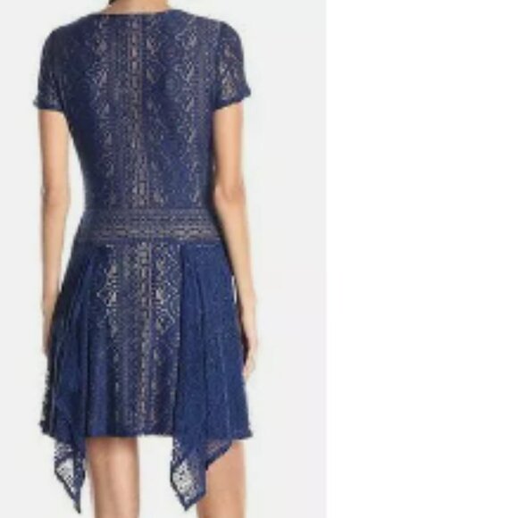 BNWT BCBGMAXAZRIA Aileen Blue Depth Lace Handkerchief Hem (XS) - Picture 8 of 8